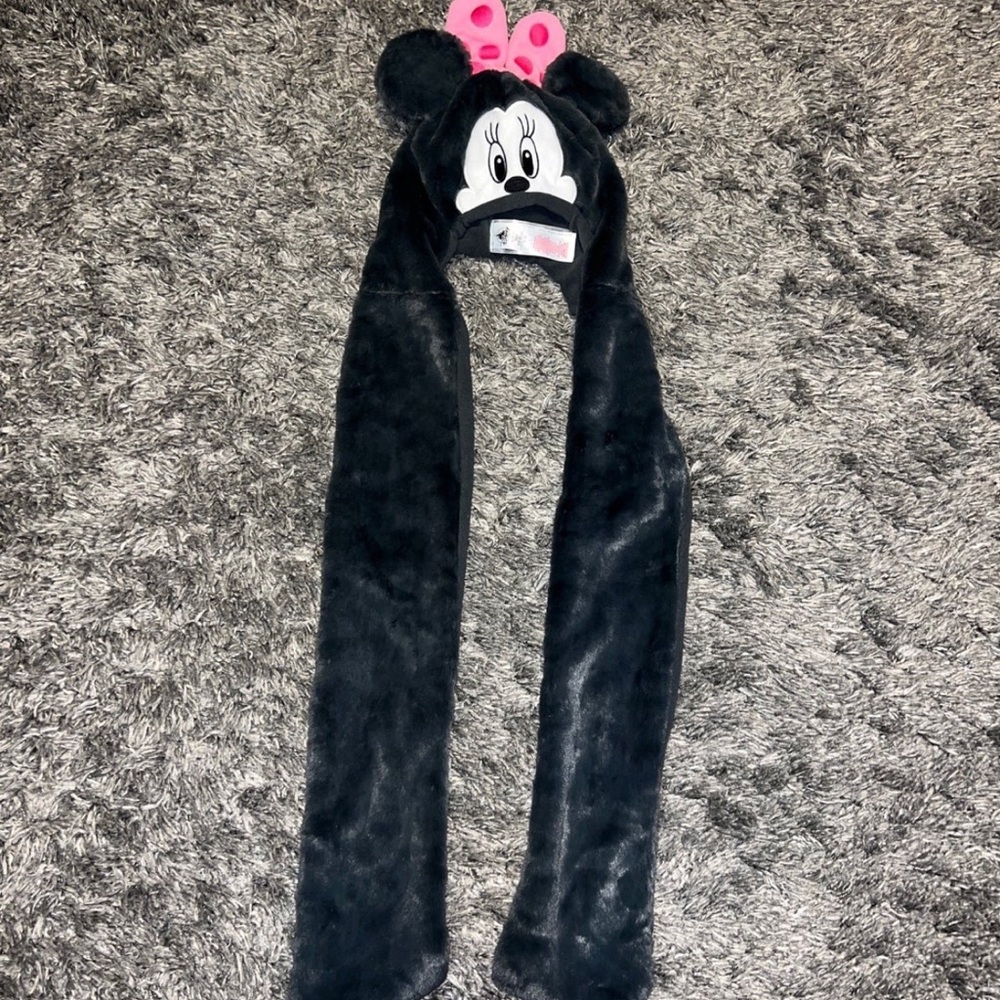 Disney Store Girls Winter hat Beanie size M/L